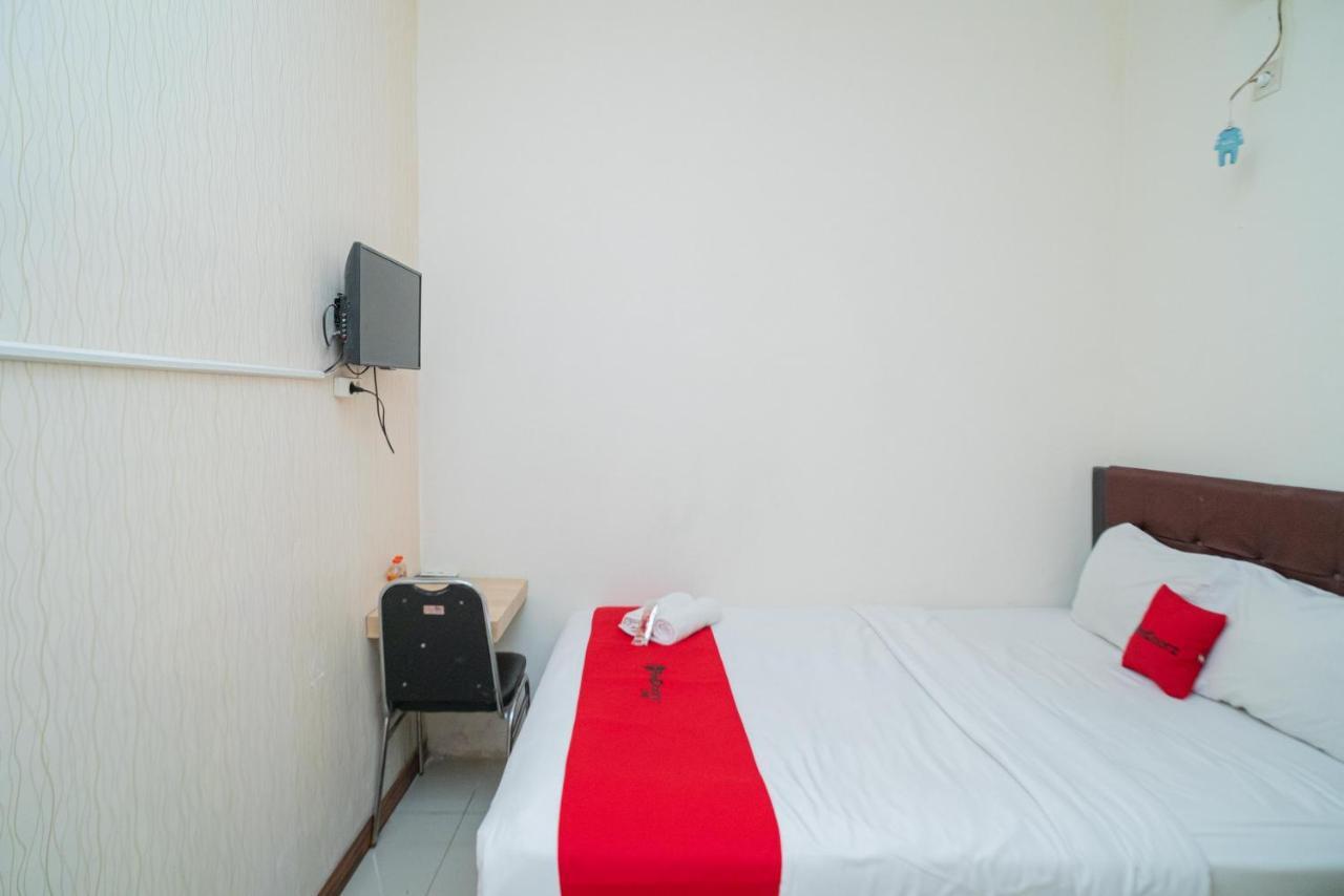 Reddoorz Near Flyover Arjosari Malang Kültér fotó